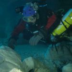 Lo speleosub polacco Krzysztof Starnawski in immersione al Gorgazzo